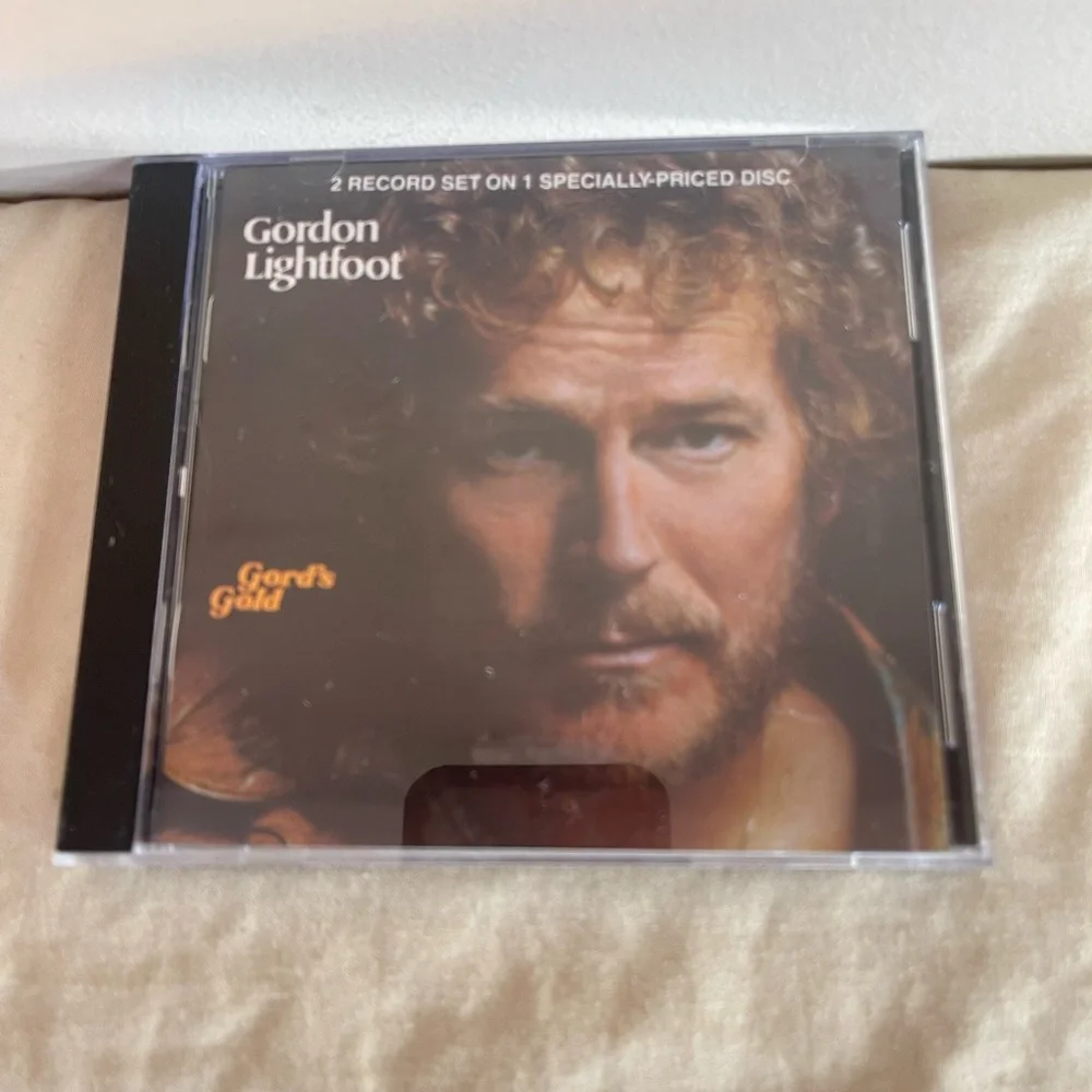 ⭐️ Gordon Lightfoot CD Gord’s Gold Warner Bros Rare Vintage Digital Audio Music - Picture 2 of 4